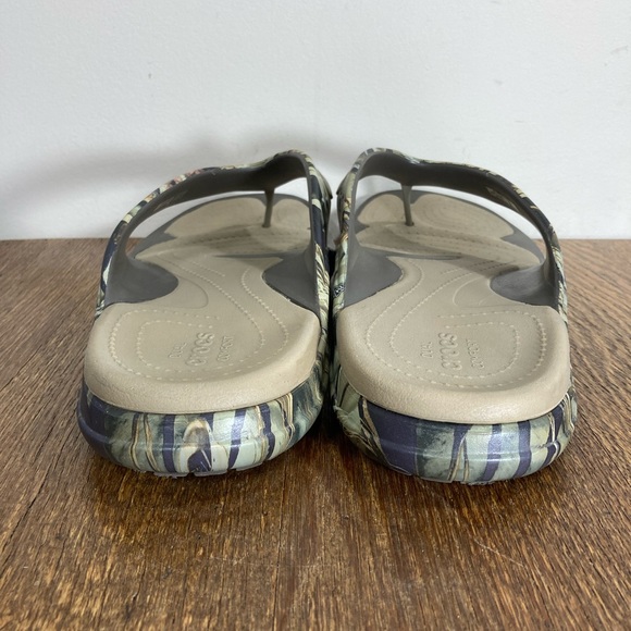 Crocs Realtree Swiftwater Flip Flop Men’s Size 15 Camo - Picture 4 of 12